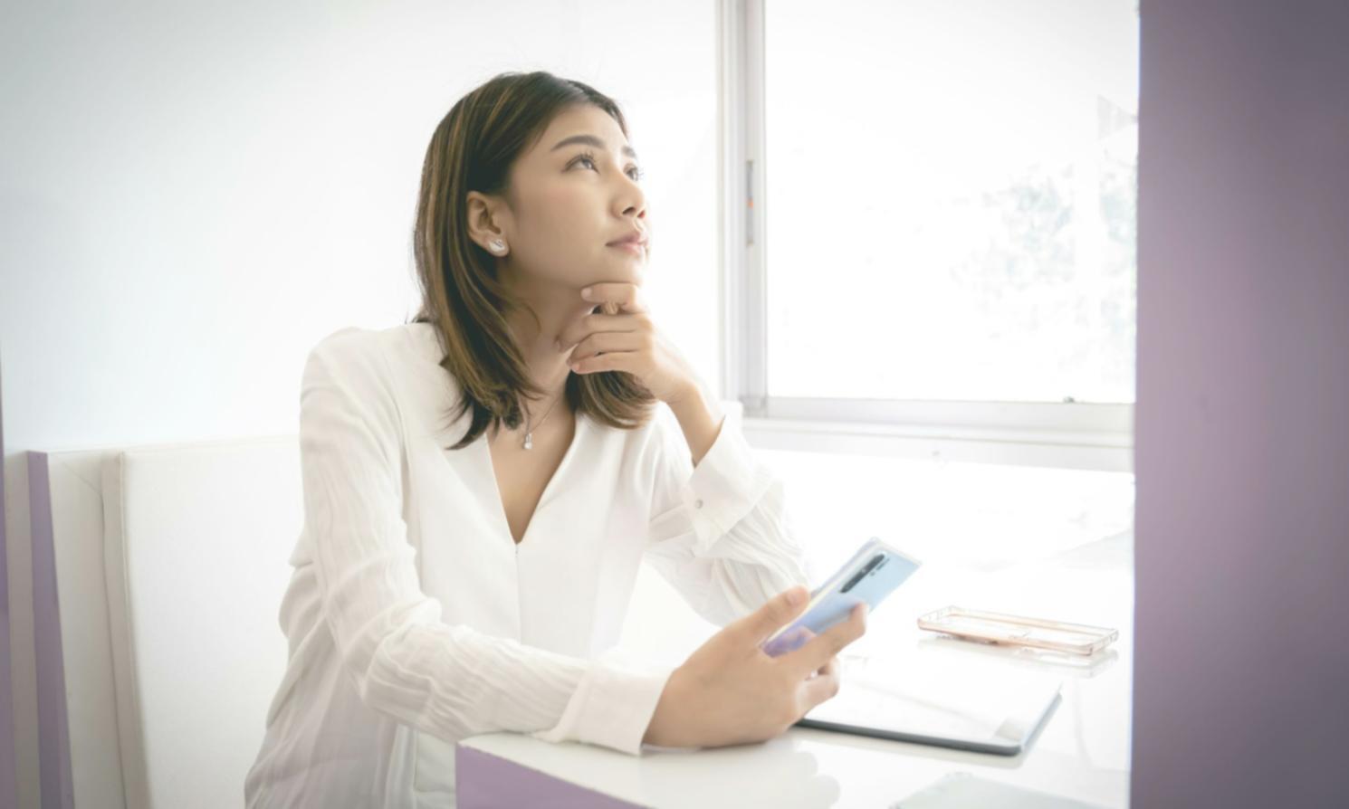 Vista de la oficina de quorentavos en Oviedo donde se elaboran informes financieros personalizados